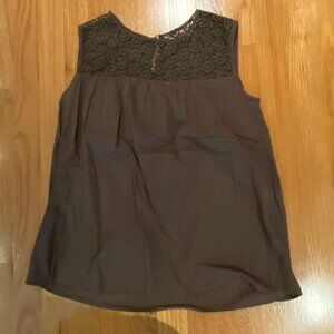 Cute brown/green top, Size M,